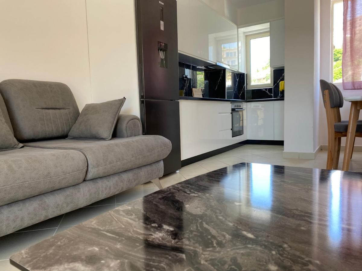 Apartmentsmarino Appartement Himare